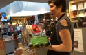 Les 30 ans de Cédric fêté chez Filigranes